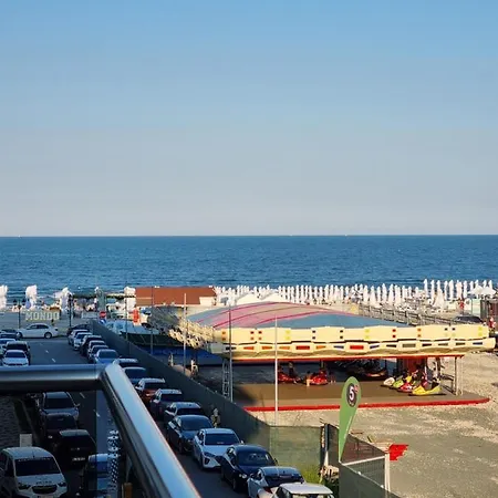 Select Mamaia Nord